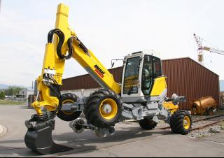 Walking Excavators Menzi M340