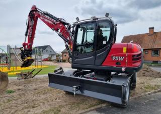 Wheel Excavators Yanmar B95W MB 