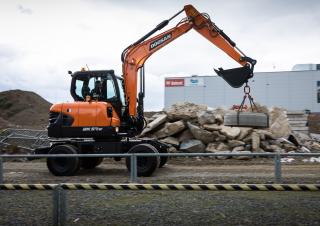 Wheel Excavators Doosan DX57W-7