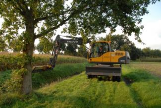 Wheel Excavators Volvo EW140C