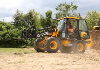 Wheel Loaders JCB 409