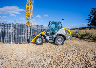 Wheel Loaders Kramer 8105