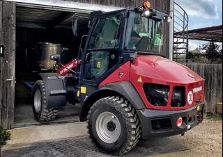 Wheel Loaders Yanmar V7