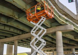 Scissor Lifts Wheeled scissor lifts Snorkel S2770RTE