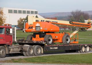 Telescopic Boom Lifts Wheeled Telescopic Boom Lifts JLG 1500SJ