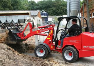 Yard loader Schäffer 2345 SLT