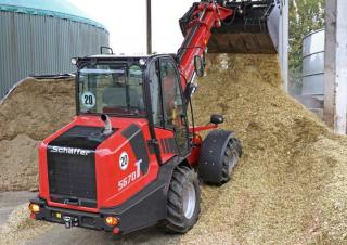 Yard loader Schäffer 5670 T