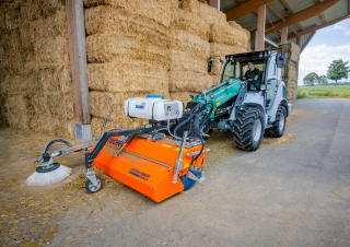 Yard loader Kramer KL33.8T