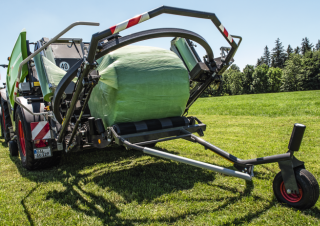 Yuvarlak balya yapıcılar Fendt Rotana 130 F Combi