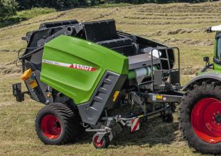 Yuvarlak balya yapıcılar Fendt Rotana 180 V