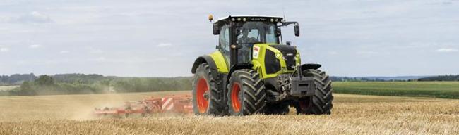 Amazon.co.jp: 京商1/32 CLAAS AXION 870 8輪(4輪)コンバー