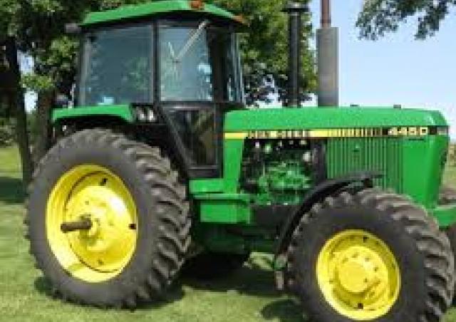 John Deere 4450 4WD Tractor Specs & Dimensions (1983 - 1988
