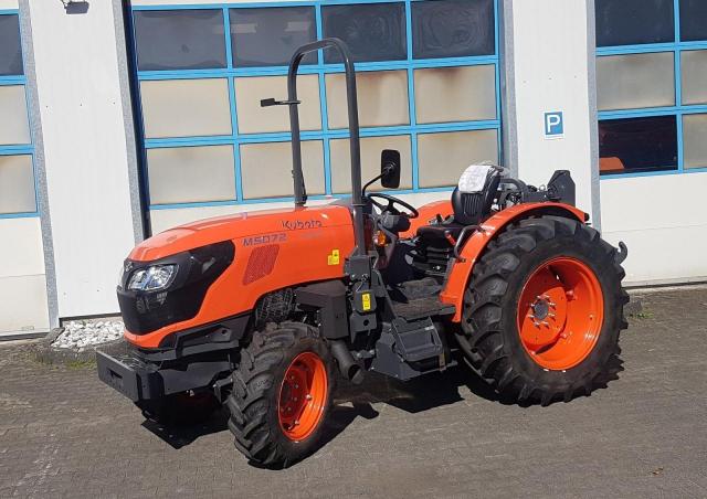 KUBOTA トラクター Kubota M5072N 4WD Tractor Specs & Dimensions (2021 - 2025