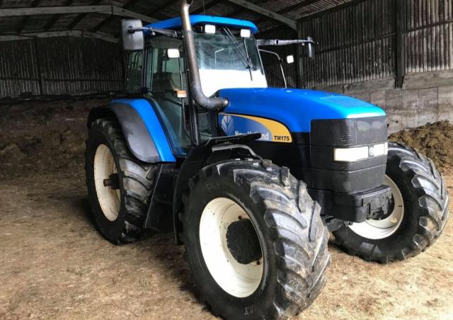 New Holland TM 175 (490) 4WD Tractor Specs & Dimensions (2004