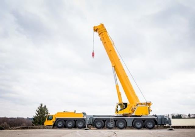 Liebherr LTM 1450-8.1 crane - load chart, specs & dimensions