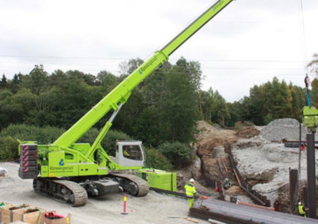 Sennebogen 683 R crane - load chart, specs (2019 - 2021