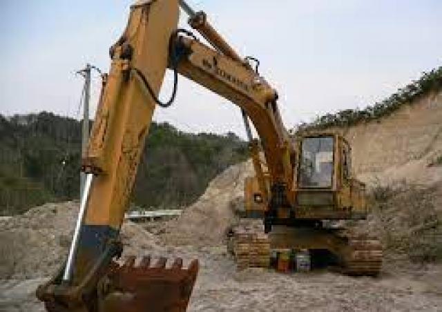 Komatsu PC200-1 excavator specs (1981 - 1984) | Diggers