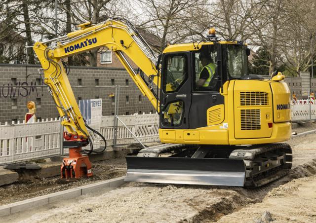 KOMATSU ✖︎ PETER MILLAR VIP Japan Tour 24 KOMATSU ✖︎ PETER MILLAR VIP Japan Tour 24