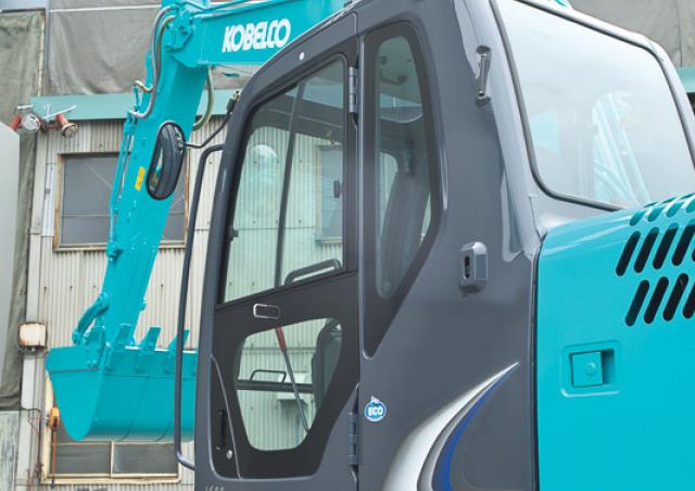 Kobelco introduces the heaviest short radius excavator