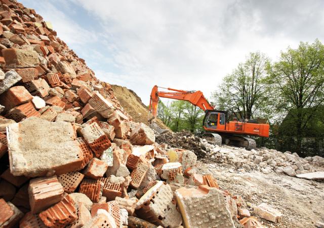 crawler-excavators-zx-460-lch-