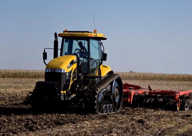 Challenger MT745 C Specifications & Technical Data (2008-2016