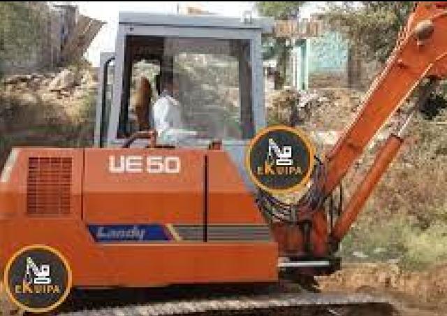 Hitachi UE 50 excavator specs & dimensions (1988 - 1992