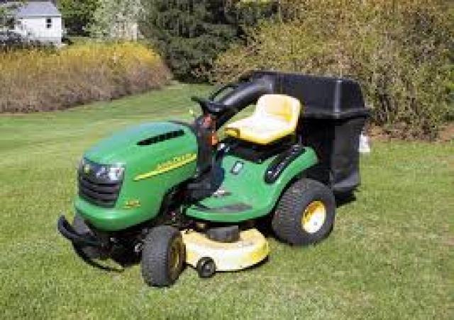 John Deere L108 Lawn Tractor 2005 2020 Specifications LECTURA Specs