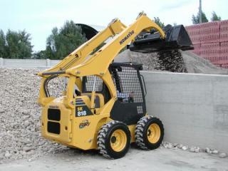 Komatsu Skid Steer Loader SK820-8