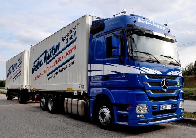 Mercedes-Benz Actros 2544 LS 6x2 (2002 - 2011) Truck Specs