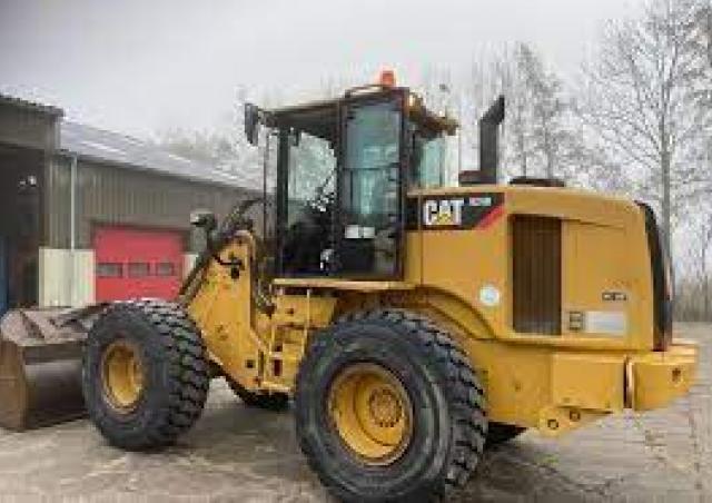Caterpillar 924H Wheel Loader Specs & Dimensions (2007
