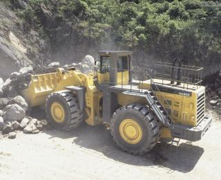 Komatsu WA900-3 Wheel Loader Specs & Dimensions (2006 - 2008