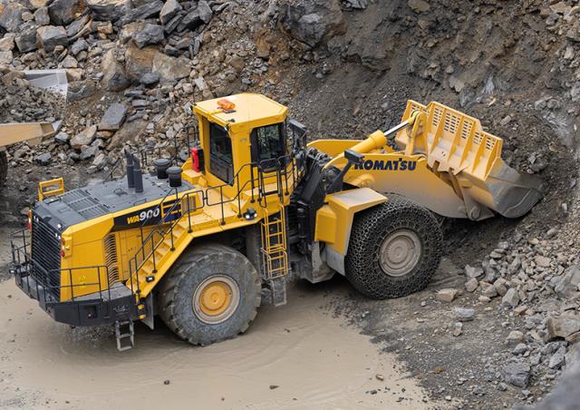 コマツ KOMATSU WA900-3 & PC200-8 セット コマツ KOMATSU WA900-3 & PC200-8 セット コマツ KOMATSU WA900