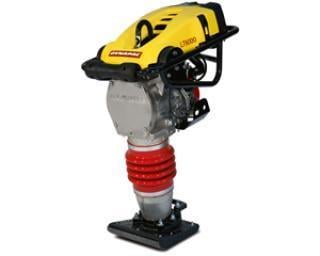 with-4-stroke-petrol-engine-lt