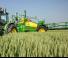 Trailed field sprayers John Deere R975i