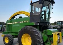 2WD Forage Harvesters John Deere 6910