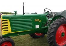2WD Tractors Oliver 77
