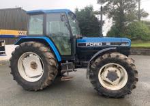 2WD Tractors Ford-NH 8240