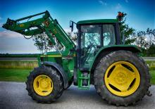 4WD Tractors John Deere 6110 Premium