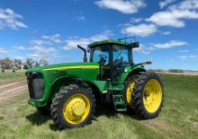 4WD Tractors John Deere 8220