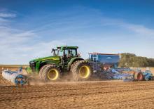 4WD Tractors John Deere 8R 310