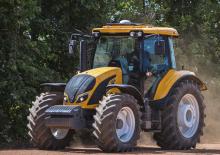 4WD Tractors Valtra A124 HiTech