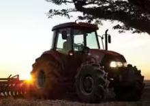 4WD Tractors Case IH Farmall 100