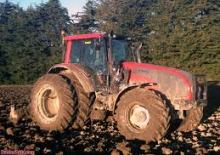 4WD Tractors Valtra T151e