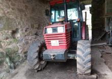 4WD Tractors UTB Universal U 533 V