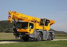 All-terrain Cranes Liebherr LTM 1040-2.1 
