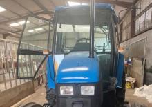 Arka tekerlekli traktörler Ford-NH 4835