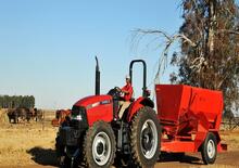 Arka tekerlekli traktörler Case IH Farmall 110A