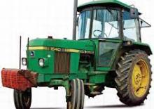 Belediye traktörleri John Deere 1640