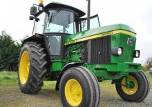 Belediye traktörleri John Deere 3050