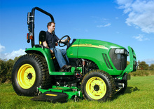 Belediye traktörleri John Deere 3520